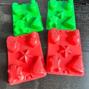 Jello Jiggler Happy Holidays Set Of 4 Trays Santa, Snowman, Tree, Gingerbread
